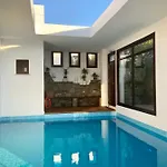 דירה Syrou Lotos & (adults Only)