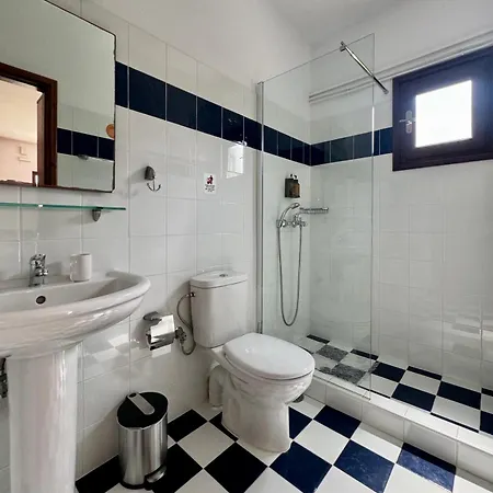Syrou Lotos Studios & Apartments (Adults Only)